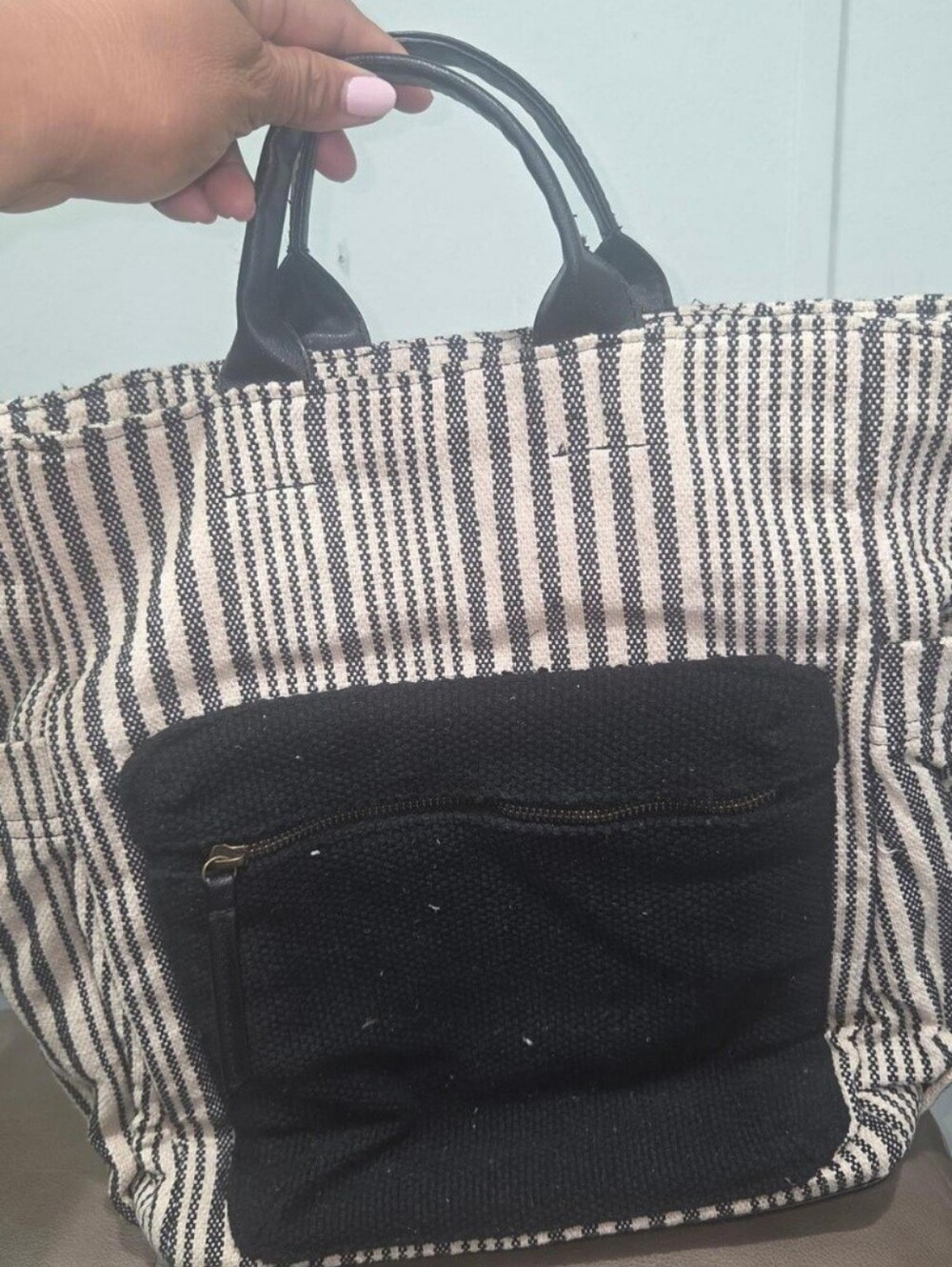 Universal Thread Black and Cream Striped Tote with Front Zip Pocket